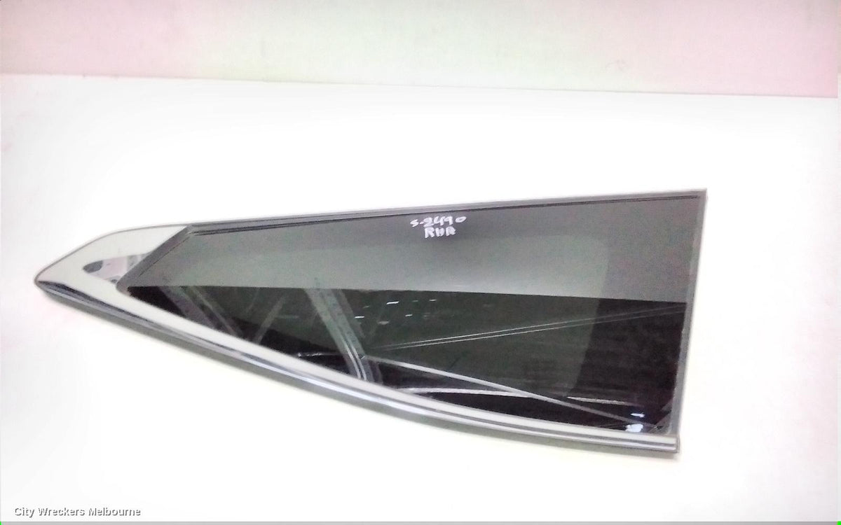 MITSUBISHI PAJERO RIGHT REAR SIDE GLASS, PRIVACY GLASS TYPE, QE, PAJERO SPORT, 10/2015 ONWARDS - Image 2