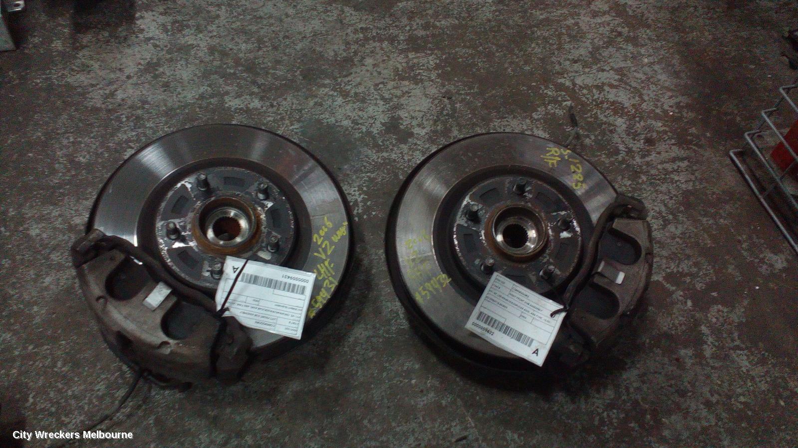 HOLDEN COMMODORE RIGHT FRONT HUB ASSEMBLY, VY1-VZ, CREWMAN/WAGON/CAB AWD, ABS TYPE, 10/2002 - 09/2007 - Image 2