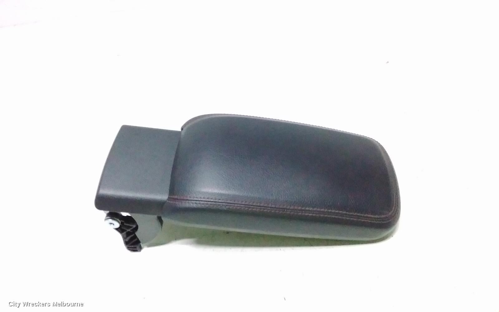 MERCEDES CLA CLASS CONSOLE, C117/X117, COUPE/WAGON, CENTRE CONSOLE, 09/2013 - 01/2019 - Image 1