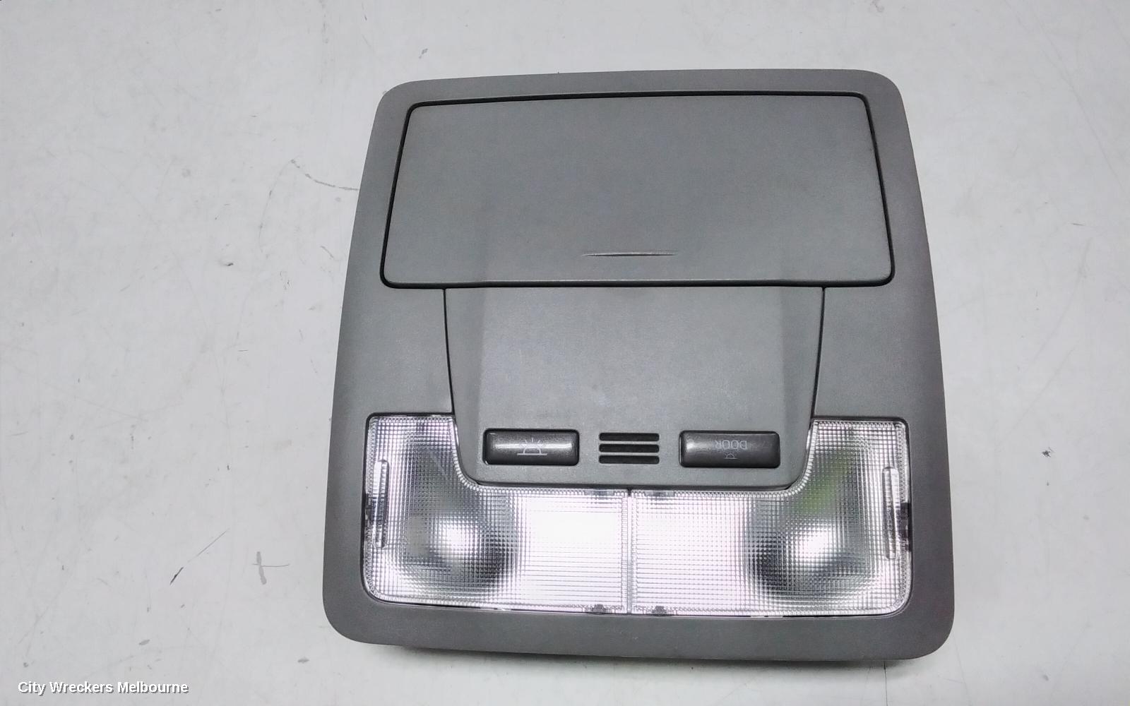 TOYOTA KLUGER COURTESY LIGHT, XU50 SERIES, 03/2014 - 02/2021 - Image 3