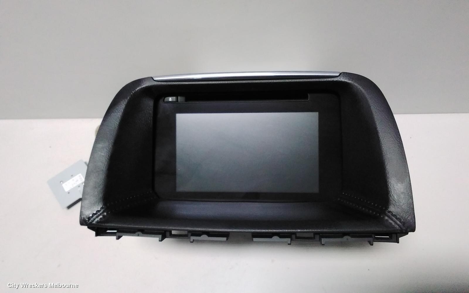 MAZDA CX5 RADIO/CD/DVD/SAT/TV, TOUCH SCREEN, 7IN, KE, 01/2015 - 12/2016 - Image 2