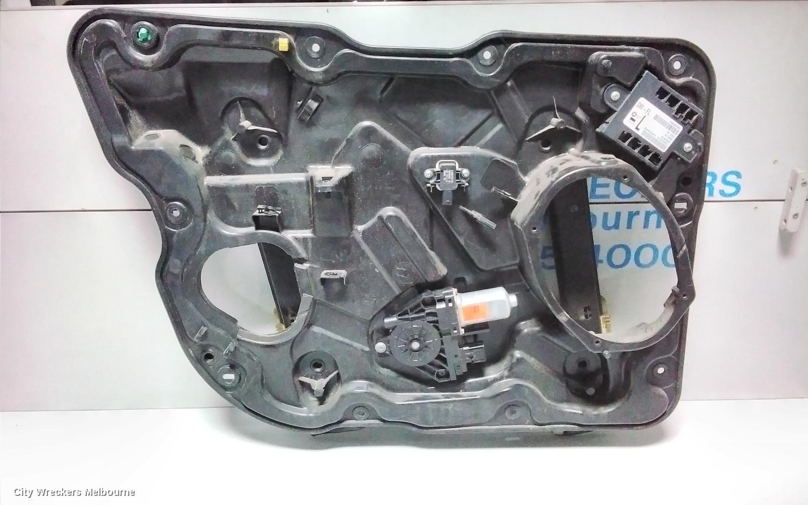 JEEP GRANDCHEROKEE LEFT FRONT WINDOW REG/MOTOR, WK, 10/2010 - 02/2022 - Image 2