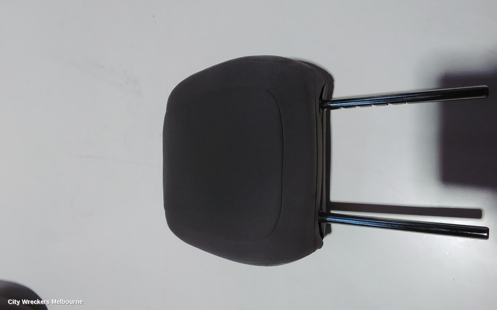 HOLDEN COLORADO HEADREST, RH FRONT, RG 7, 12/2012 - 06/2016 - Image 2