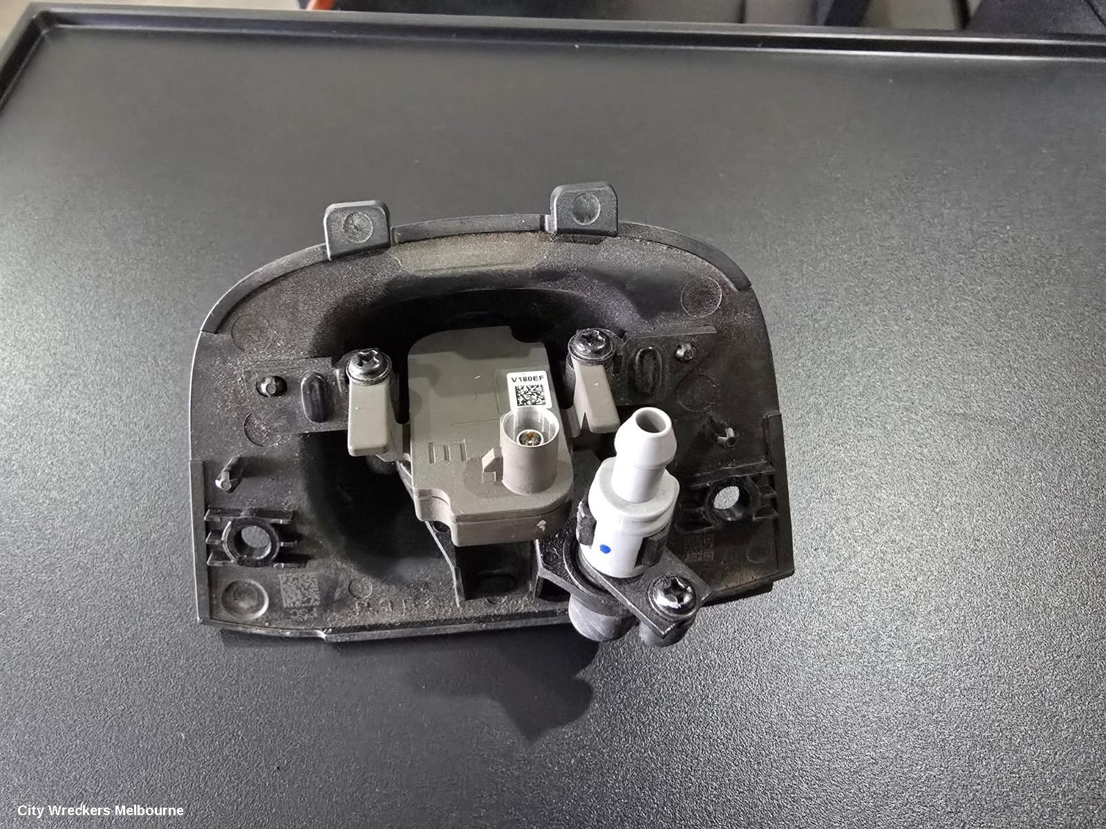 TESLA MODEL Y REVERSE CAMERA, 1ST GEN, FRONT CAMERA (BUMPER MOUNTED), 03/2025 ONWARDS - Image 3