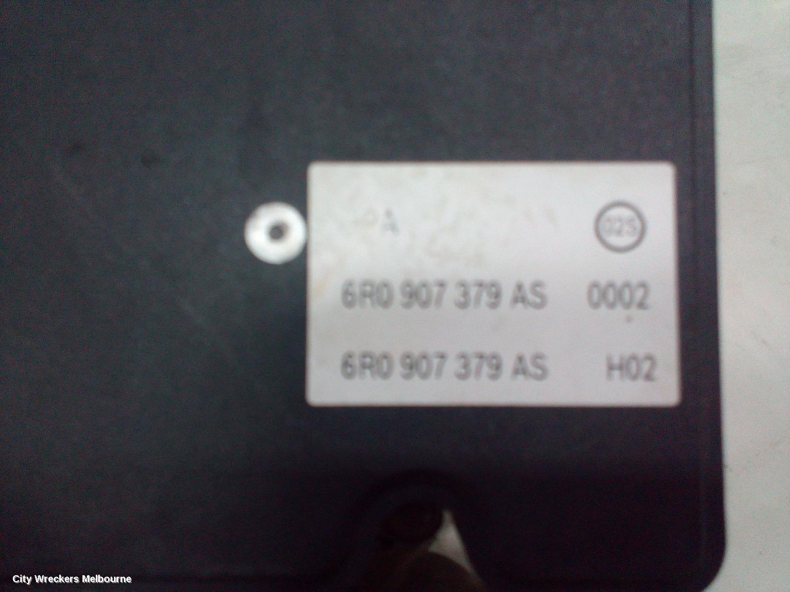 VOLKSWAGEN POLO ABS PUMP/MODULATOR, 6R, P/N 6R0614517AJ, 05/2010 - 09/2017 - Image 1