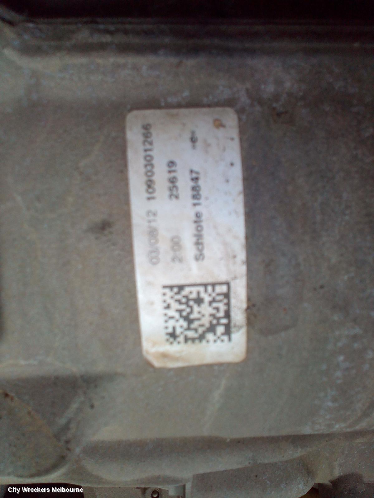 CHRYSLER 300C TRANS/GEARBOX, AUTO, PETROL, 3.6, 8 SPEED, 8HP45 CODE, LX, 12/2012 - 09/2014 - Image 1