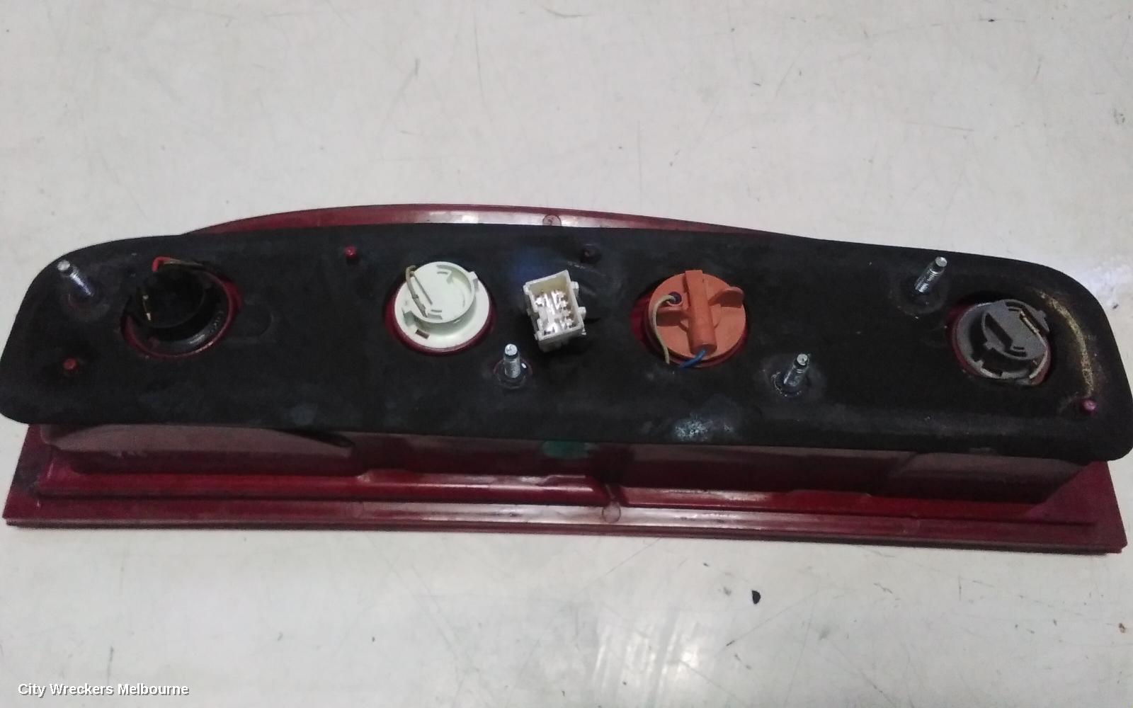 LDV V80 LEFT TAILLIGHT, IN BODY, HALOGEN TYPE, VAN, 01/2013 - 12/2023 - Image 3