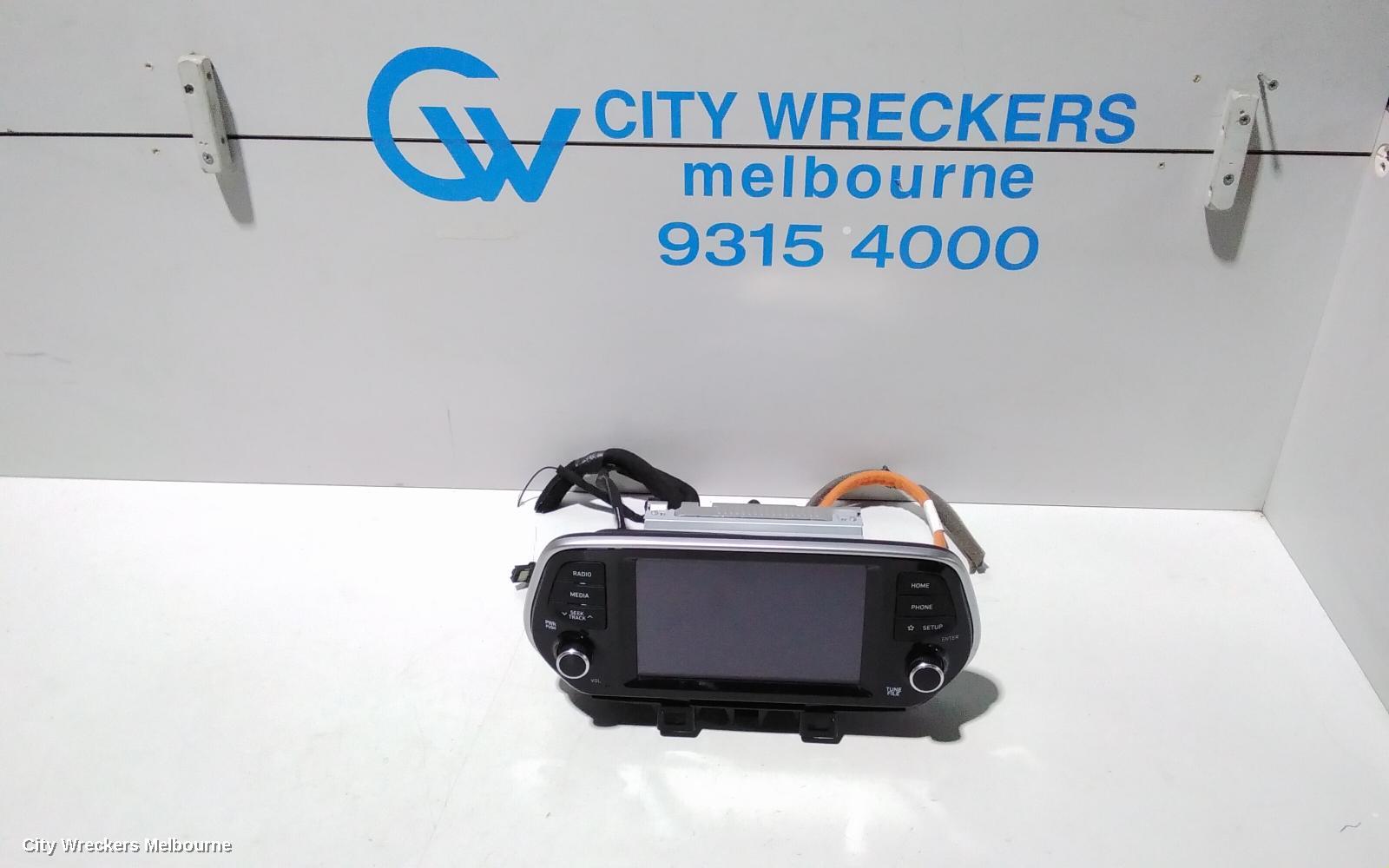 HYUNDAI TUCSON RADIO/CD/DVD/SAT/TV, 7IN TOUCHSCREEN, TL, 06/2018 - 01/2021 - Image 1