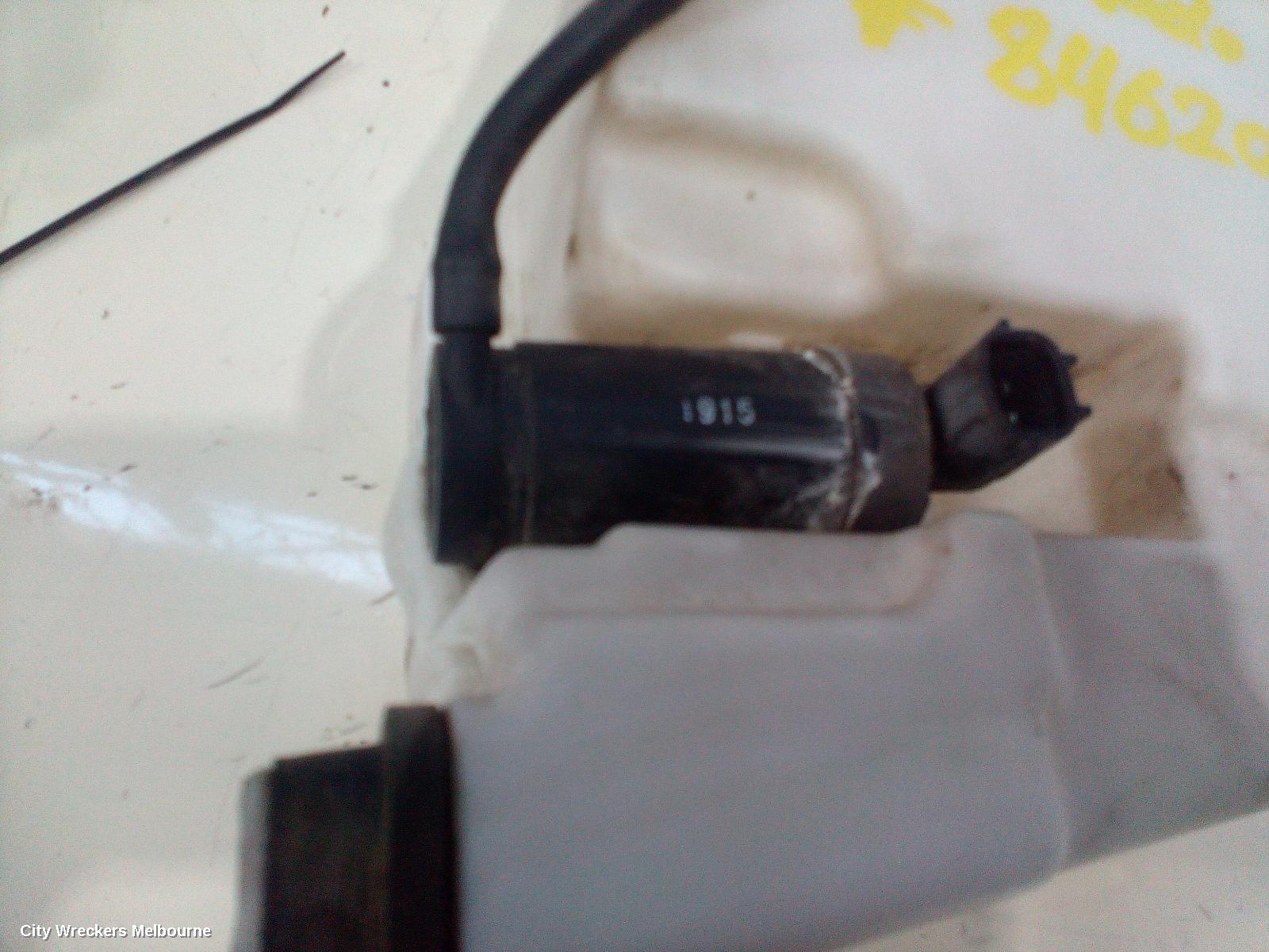 HOLDEN COLORADO WASHER BOTTLE, RG/RG 7, 01/2012 - 12/2020 - Image 1
