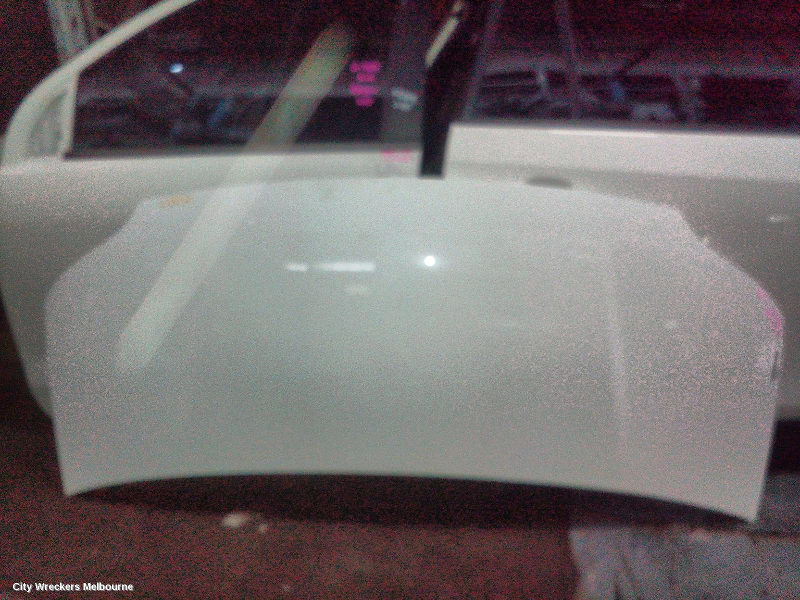 LDV V80 BONNET, 01/2013 - 12/2023 - Image 1