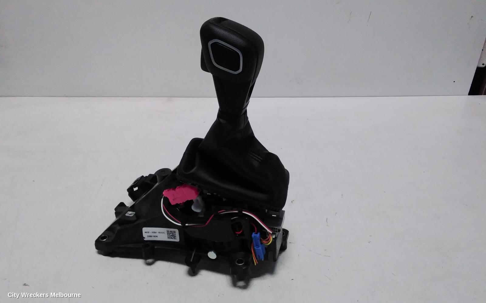 FORD RANGER GEAR STICK/SHIFTER, RA, GEAR SHIFTER, AUTO T/M, DIESEL, 2.0, TURBO/BI-TURBO, W/ BLACK STITCHING TYPE, 05/2022 ONWARDS - Image 3