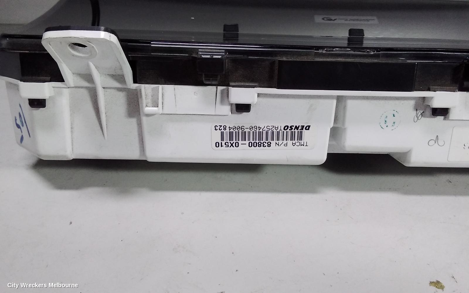 TOYOTA AURION INSTRUMENT CLUSTER - Image 3