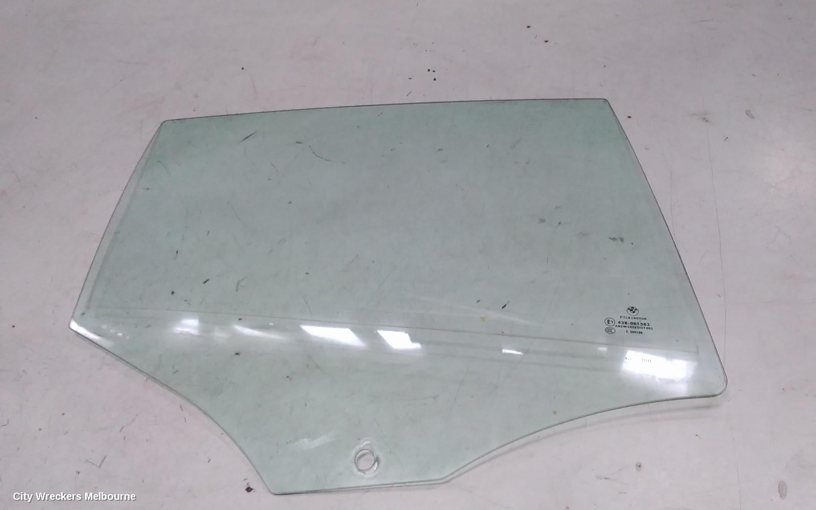 BMW 1 SERIES RIGHT REAR DOOR WINDOW, E87, HATCH, 10/2004 - 12/2011 - Image 2