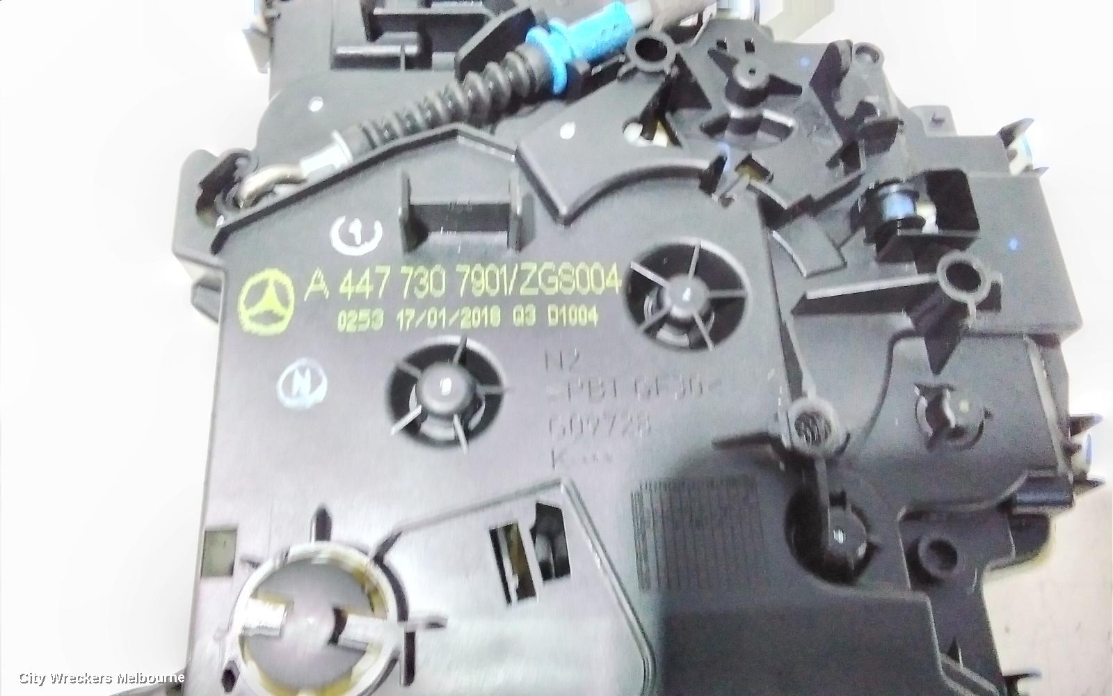 MERCEDES VITO DOOR/BOOT/GATE LOCK, LEFT REAR DOOR LOCK, 447, 03/2015 ONWARDS - Image 3