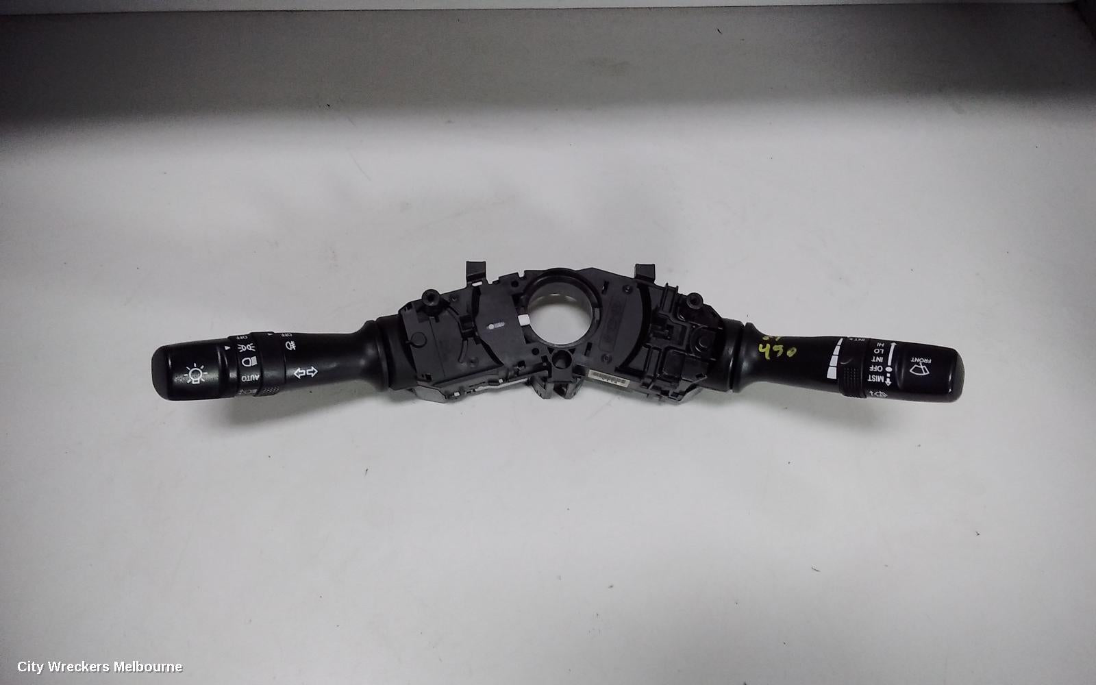 HYUNDAI I45 COMBINATION SWITCH, FLASHER SWITCH, YF, 02/2010 - 04/2014 - Image 1