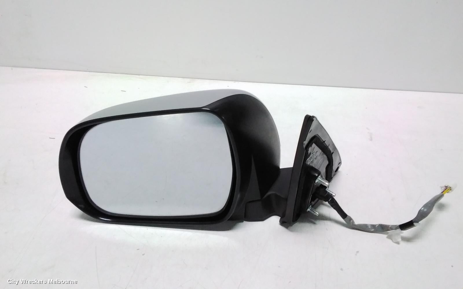 TOYOTA KLUGER LEFT DOOR MIRROR, GSU40-GSU45, 07/2010 - 02/2014 - Image 2