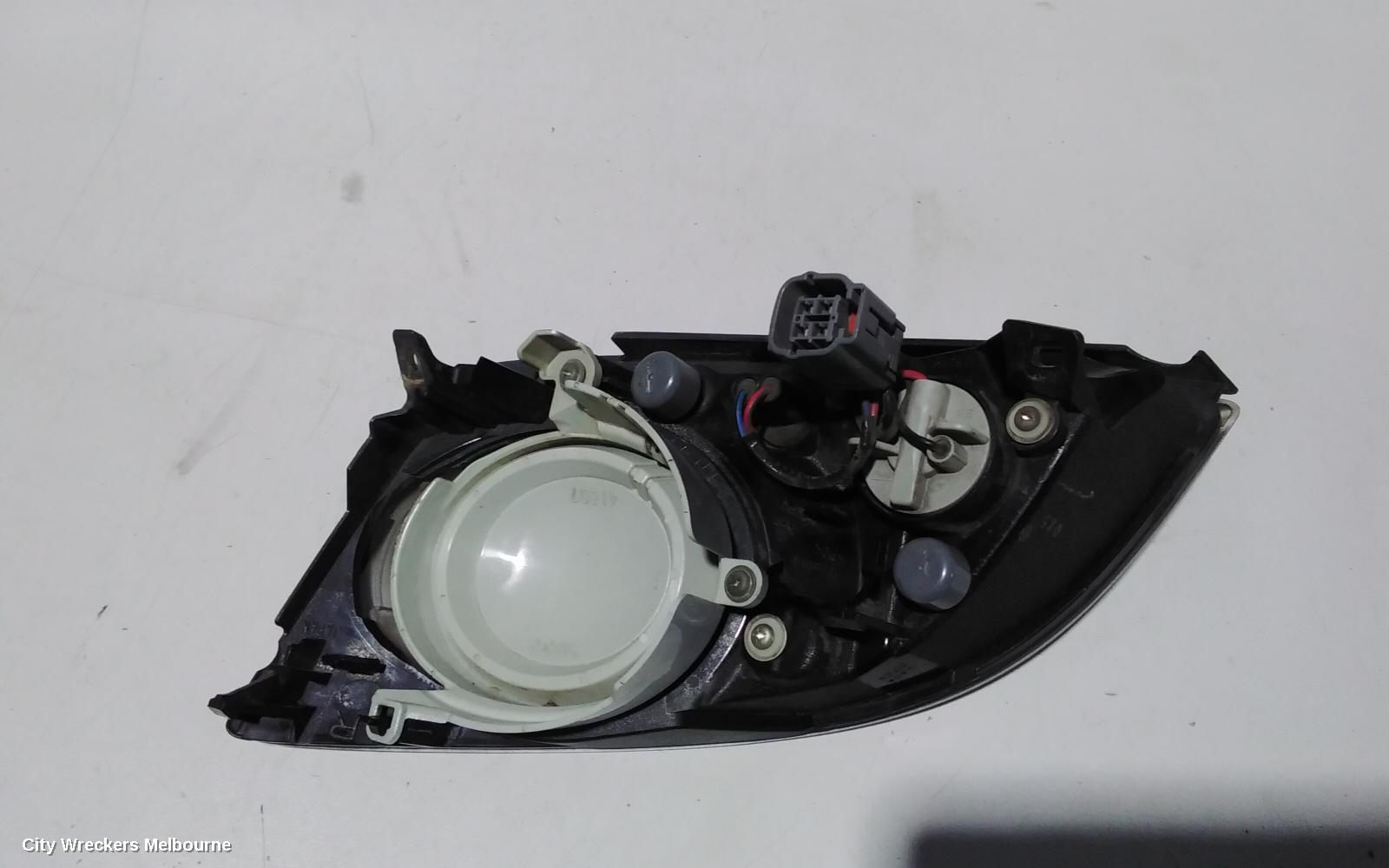 MAZDA CX7 RIGHT INDICATOR/FOG/SIDE, BUMPER FOGLAMP, ER, 10/2009 - 02/2012 - Image 3