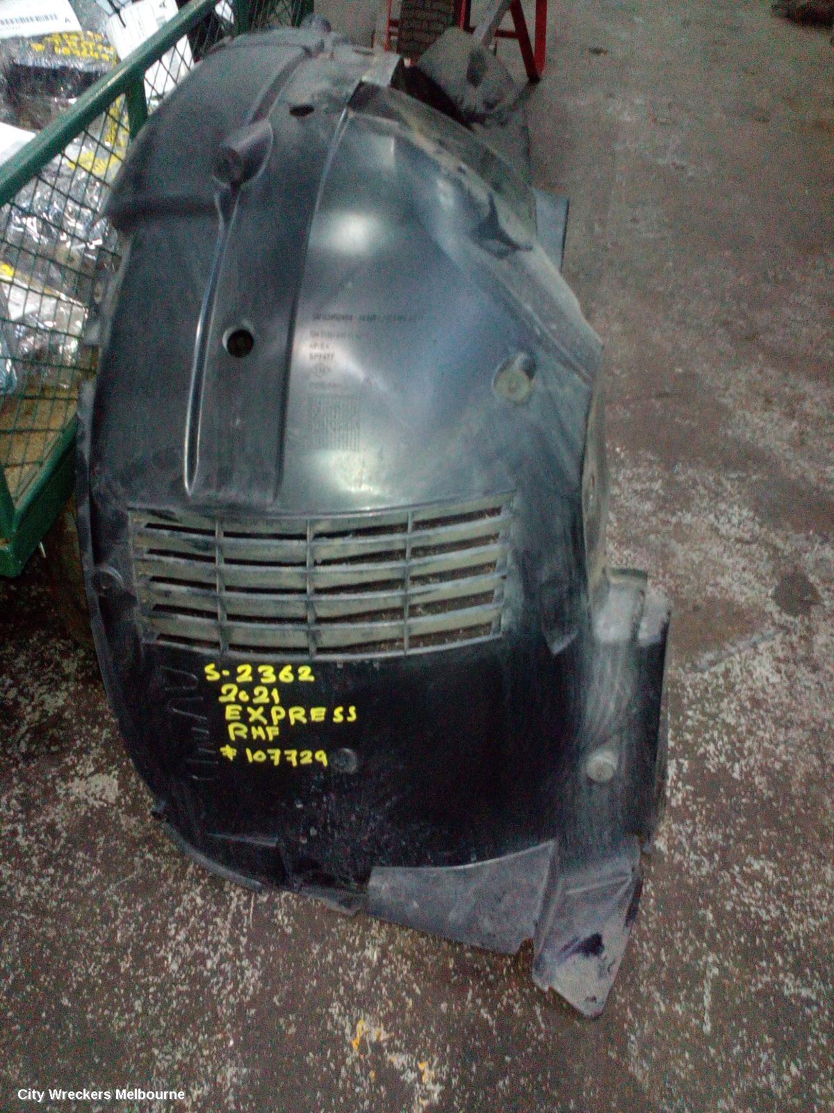 MITSUBISHI EXPRESS RIGHT GUARD LINER, SN, 03/2020 - 12/2022 - Image 2