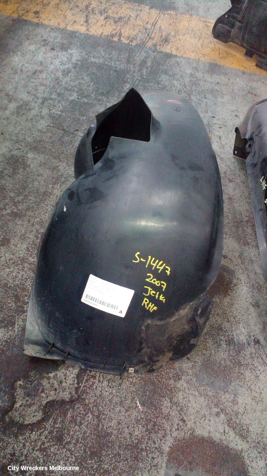 VOLKSWAGEN JETTA RIGHT GUARD LINER, 1KM, FRONT SECTION, 02/2006 - 02/2011 - Image 2