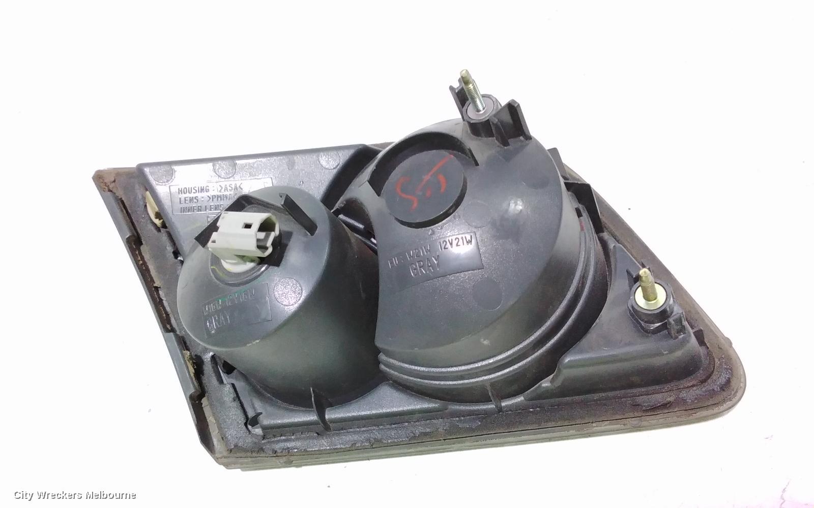 MAZDA 6 REAR GARNISH, BOOTLID LAMP (RH SIDE), GG/GY, SEDAN, 08/2005 - 11/2007 - Image 3