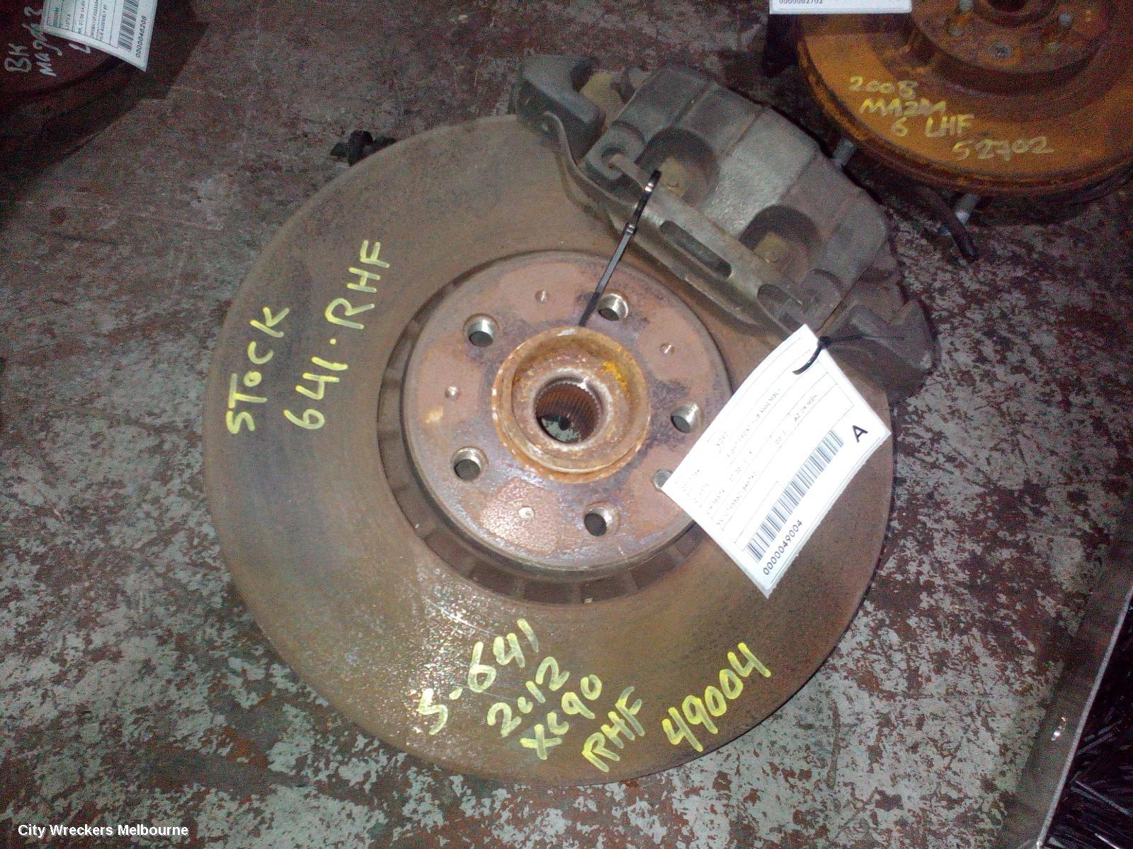 VOLVO XC90 RIGHT FRONT HUB ASSEMBLY, CH 355741-, 07/2003 - 12/2014 - Image 1
