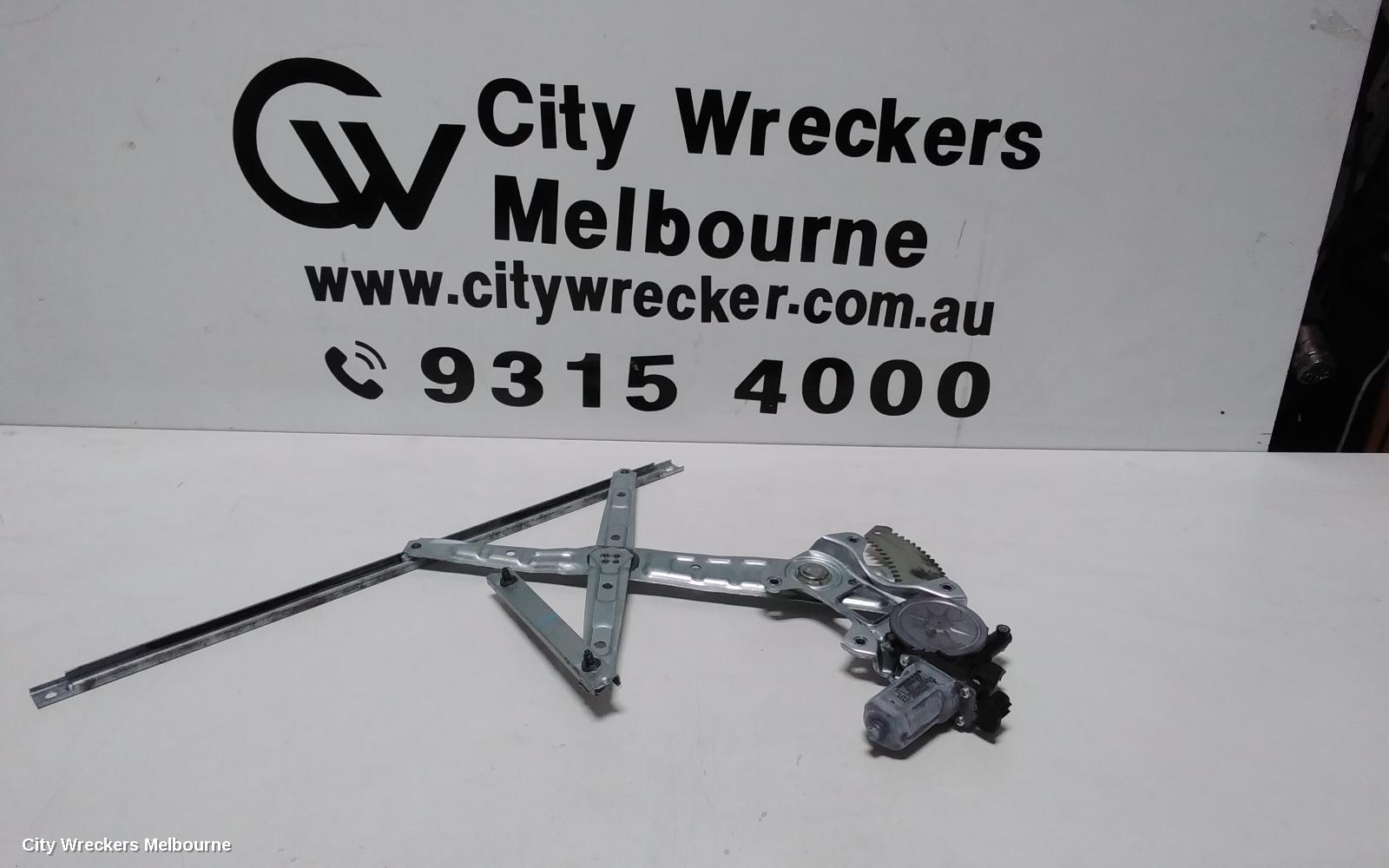 MITSUBISHI PAJERO RIGHT FRONT WINDOW REG/MOTOR, QE, PAJERO SPORT, 10/2015 ONWARDS - Image 1