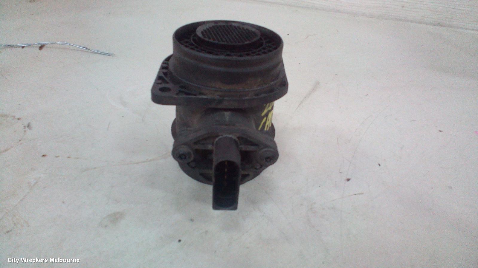 VOLKSWAGEN CADDY AIR FLOW METER, 1.9, DIESEL, 2K, 12/2004 - 08/2010 - Image 2