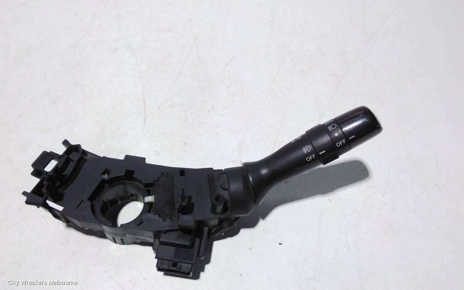 TOYOTA TARAGO COMBINATION SWITCH, FLASHER SWITCH, ACR50R, 03/2006 - 06/2020 - Image 1