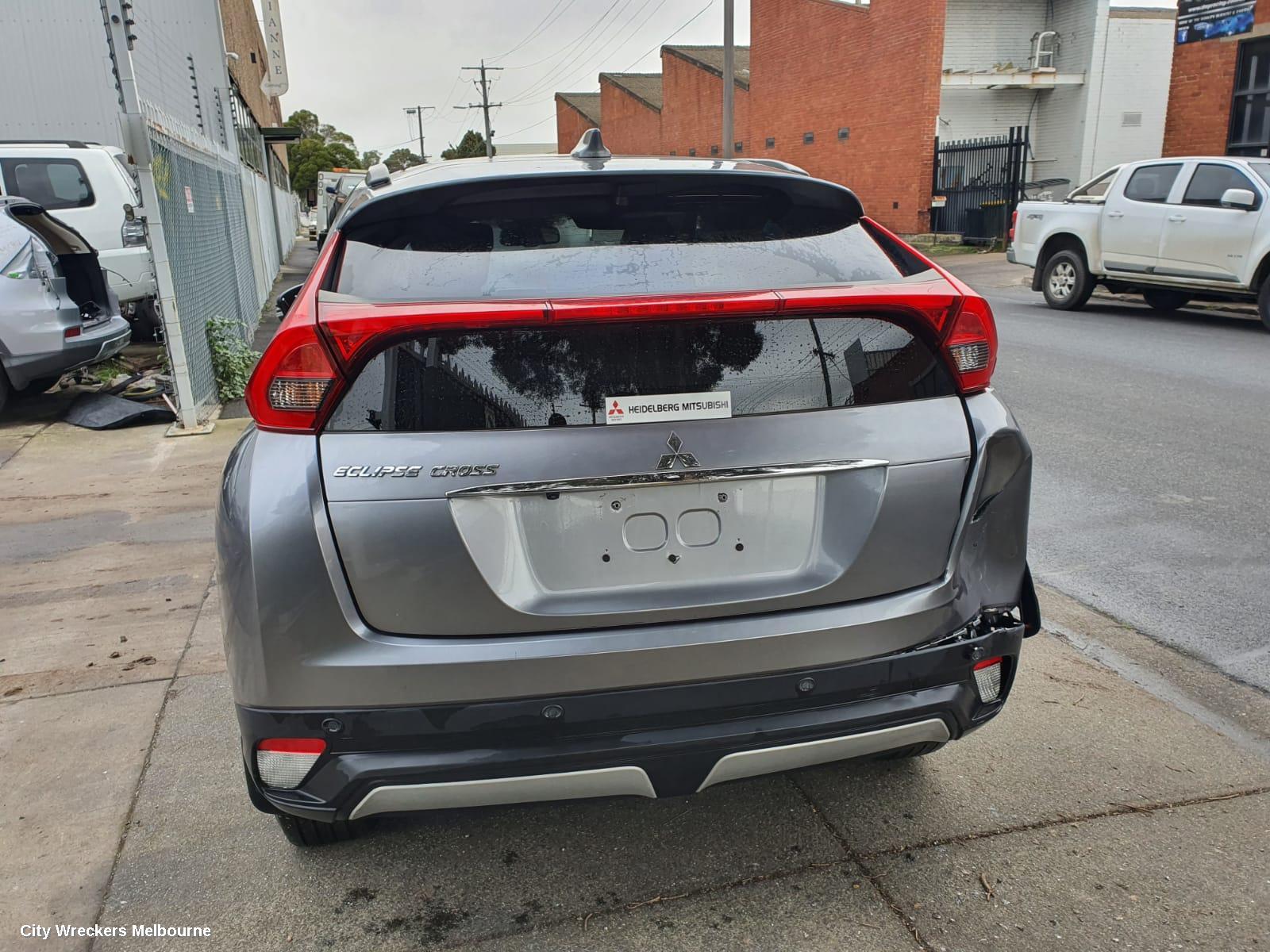 MITSUBISHI ECLIPSE CROSS RIGHT GUARD LINER, FRONT, YA-YB 11/2017 ONWARDS - Image 2