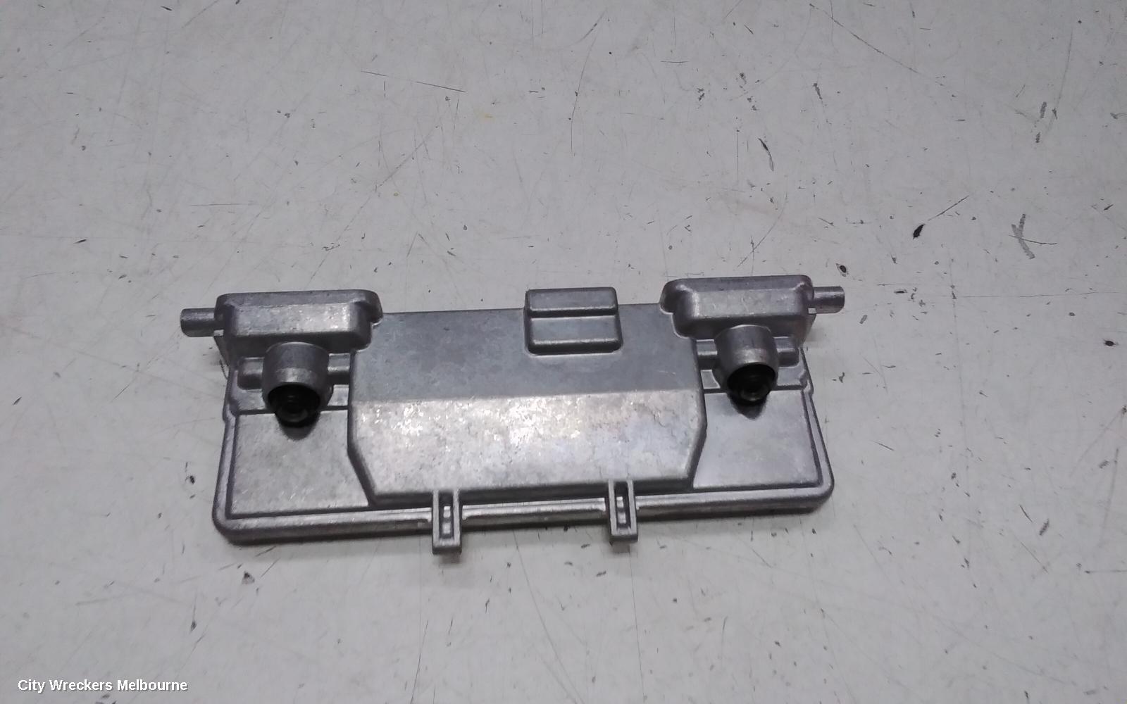 LAND ROVER DISCOVERY SPORT REVERSE CAMERA, FRONT CAMERA (WINDSCREEN MOUNTED), L550, 07/2019 ONWARDS - Image 1