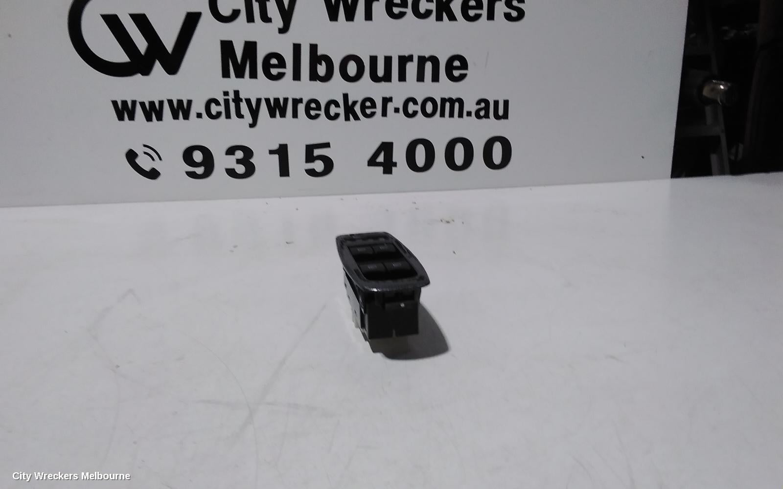 RENAULT KALEOS PWR DR WIND SWITCH, RH FRONT (MASTER SWITCH), H45, 07/2011 - 04/2016 - Image 2
