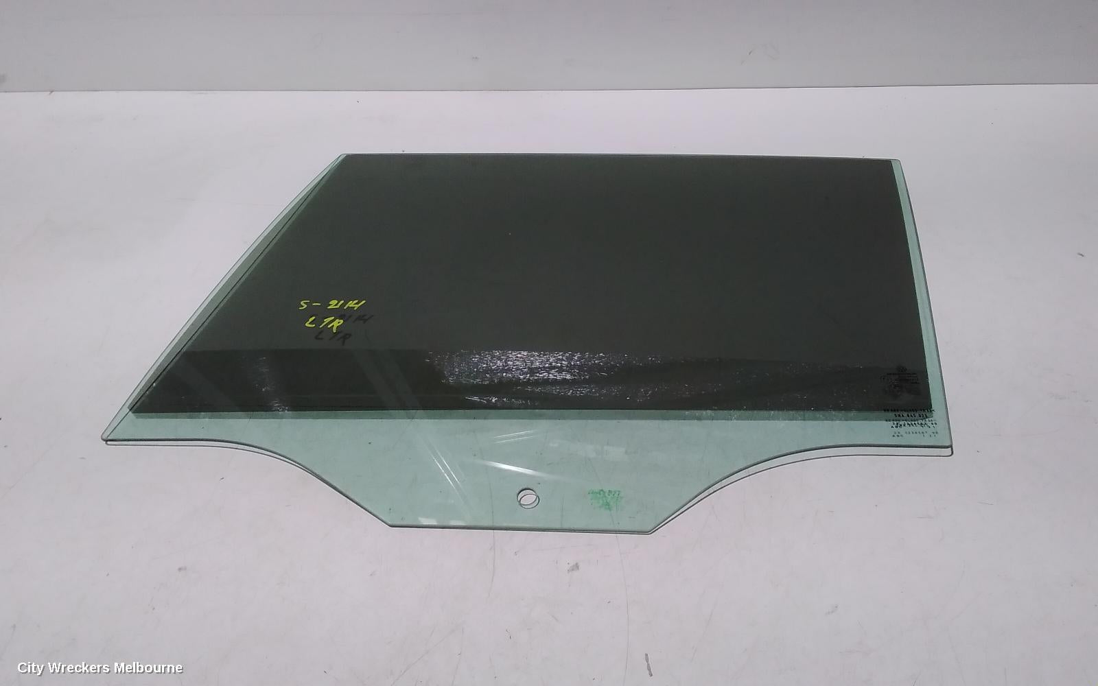 VOLKSWAGEN TIGUAN LEFT REAR DOOR WINDOW, 5NA, DARK TINT TYPE, 06/2016 ONWARDS - Image 1