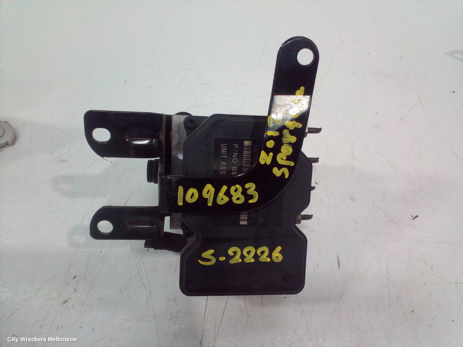 KIA SPORTAGE ABS PUMP/MODULATOR, SL, PETROL, 10/2010 - 05/2013 - Image 2