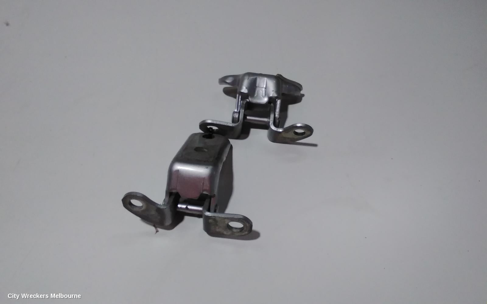 TOYOTA COROLLA DOOR HINGE/RUNNER, UPPER, RH FRONT, ZRE182R, 08/2012 - 06/2018 - Image 1