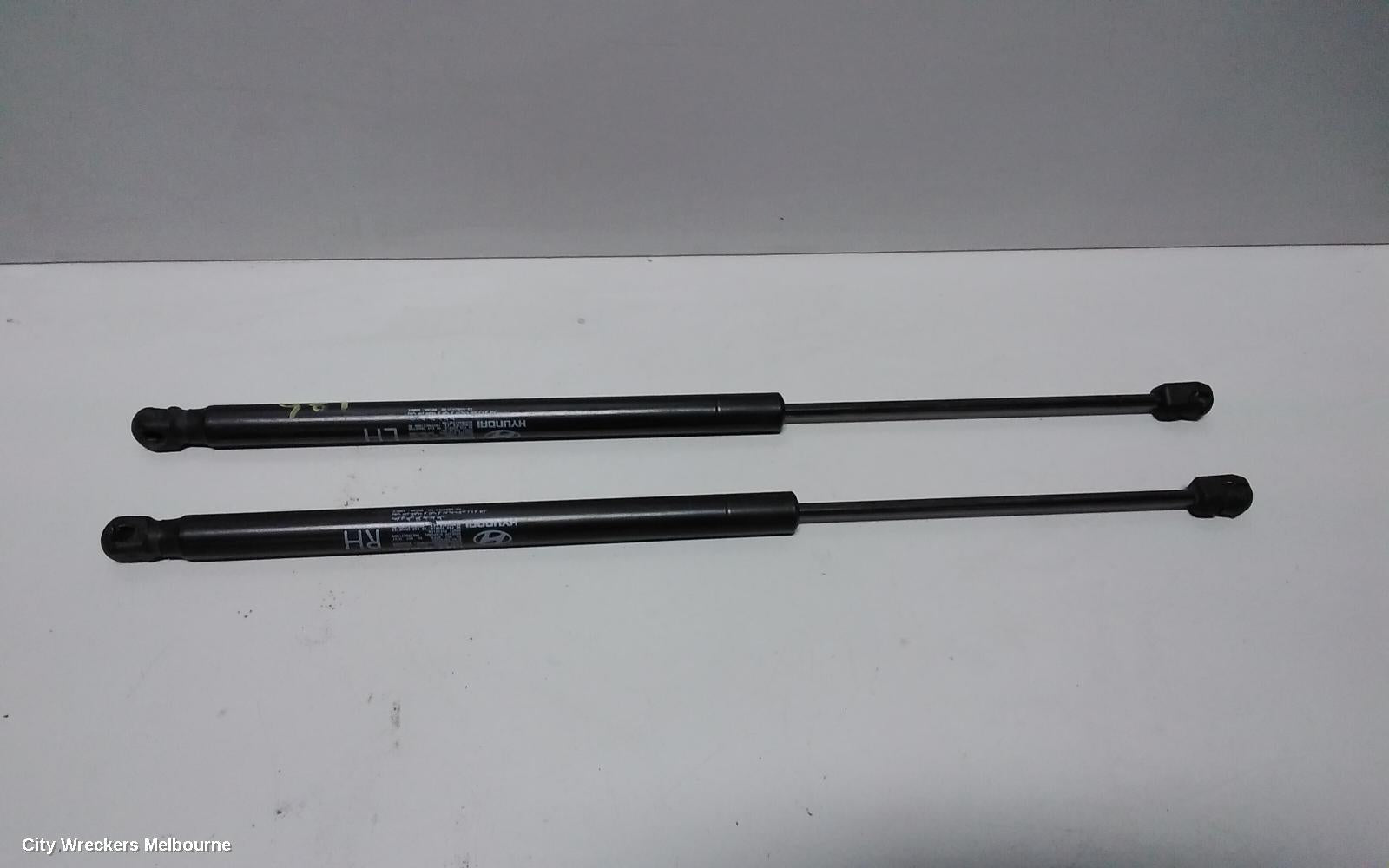 HYUNDAI I30 BONNET HINGE/STRUT, HINGES (PAIR), FD, 09/2007 - 04/2012 - Image 2