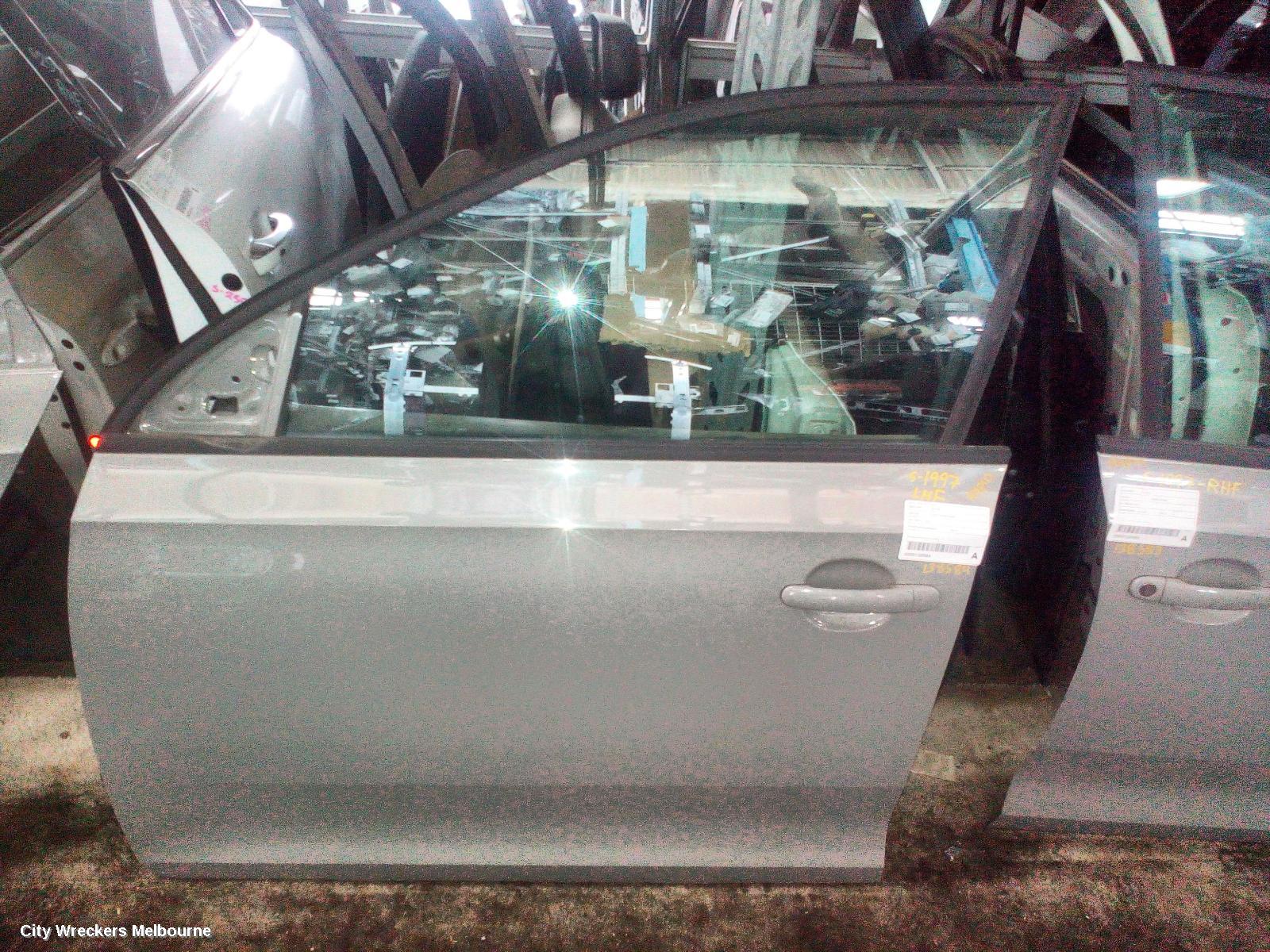 SKODA RAPID LEFT FRONT DOOR, NH, 05/2014 - 12/2020 - Image 1