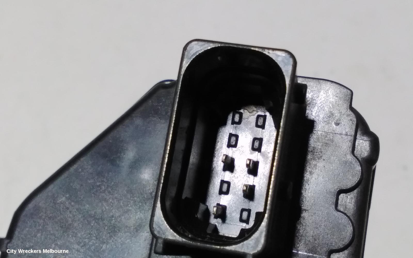 HOLDEN COMMODORE DOOR/BOOT/GATE LOCK, RIGHT REAR DOOR LOCK, VF, 05/2013 - 12/2017 - Image 3