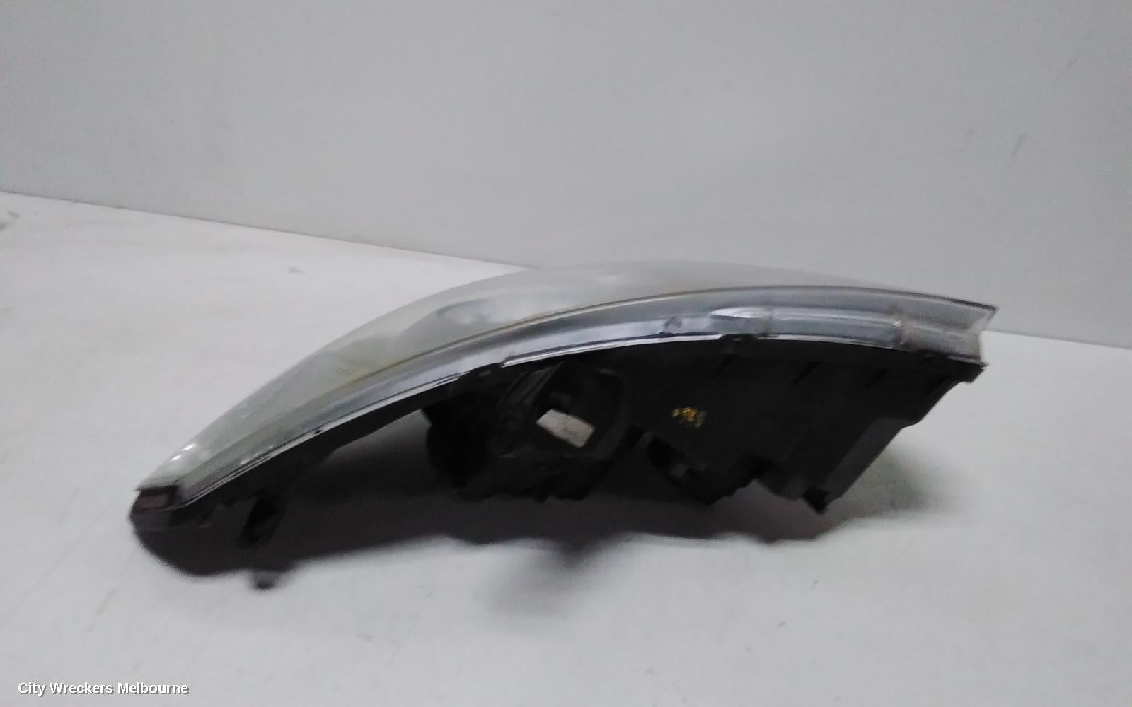HYUNDAI ILOAD/IMAX LEFT HEADLAMP, TQ, ILOAD/IMAX, HALOGEN TYPE, 11/2007 - 02/2018 - Image 3