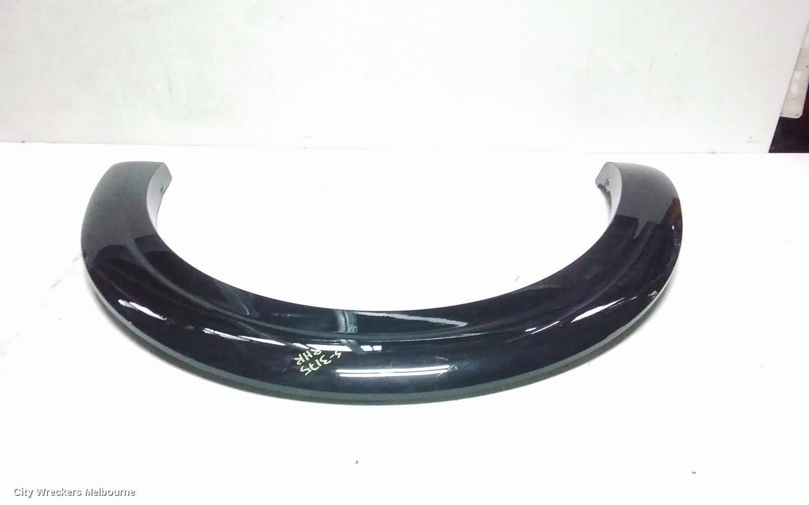 GREAT WALL CANNON UTE WHEEL ARCH FLARE, RH REAR, NPW, 09/2020 ONWARDS - Image 2