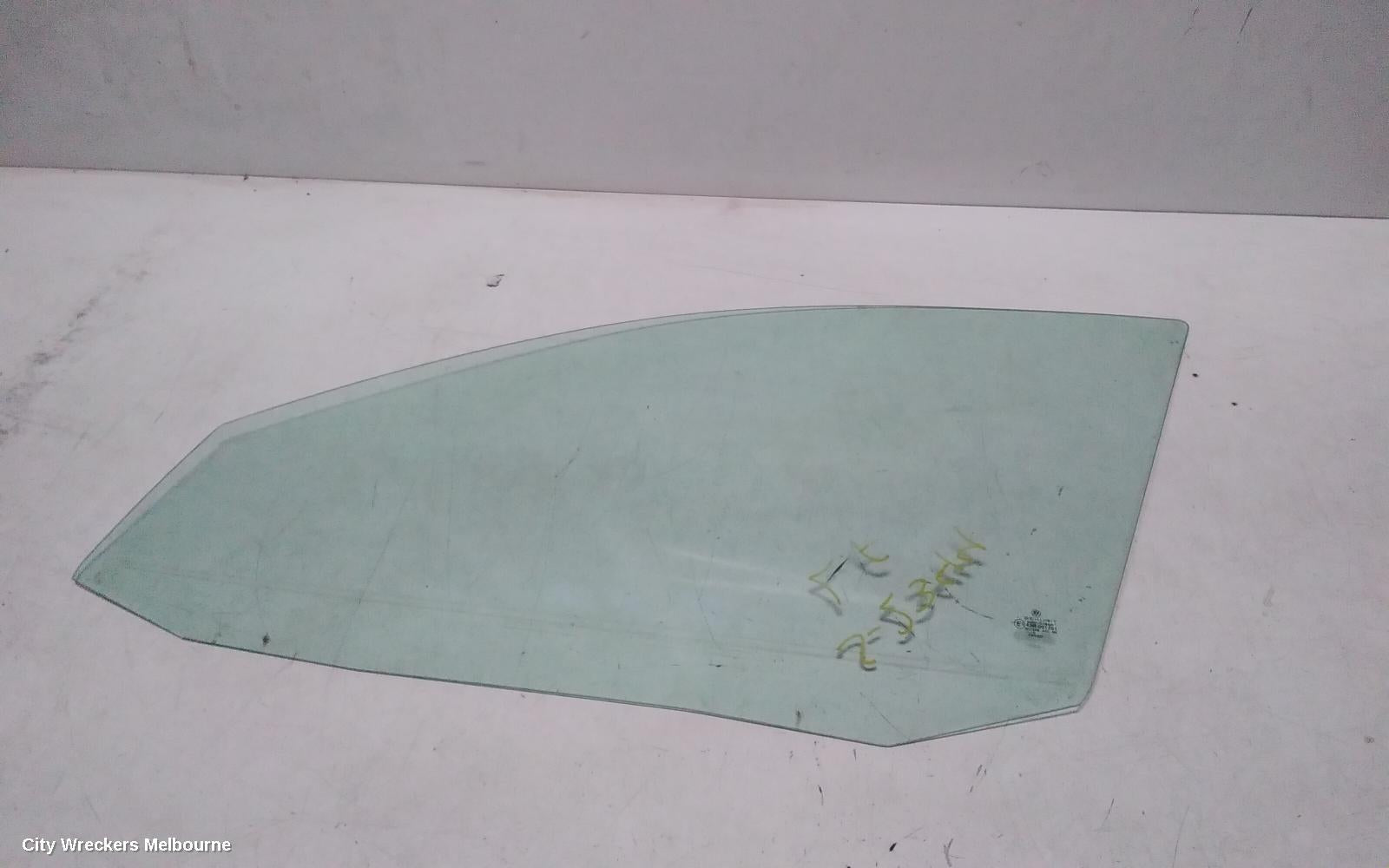 VOLKSWAGEN GOLF LEFT FRONT DOOR WINDOW, 5DR HATCH 09/1998 - 04/2004 - Image 2