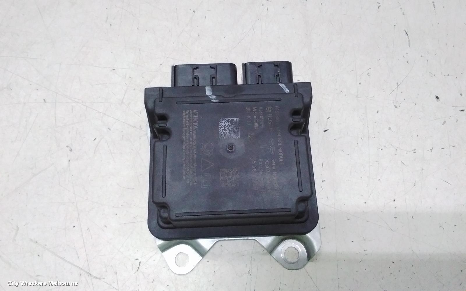 TESLA MODEL 3, 1ST GEN, 06/2019 ONWARDS, 15128700B BOARD CONTROL MODULE IS SUITABLE 1512876-00-B 1512876-00-E FOR TESLA ACCESSORIES MODEL3/Y: 138639 - Image 1