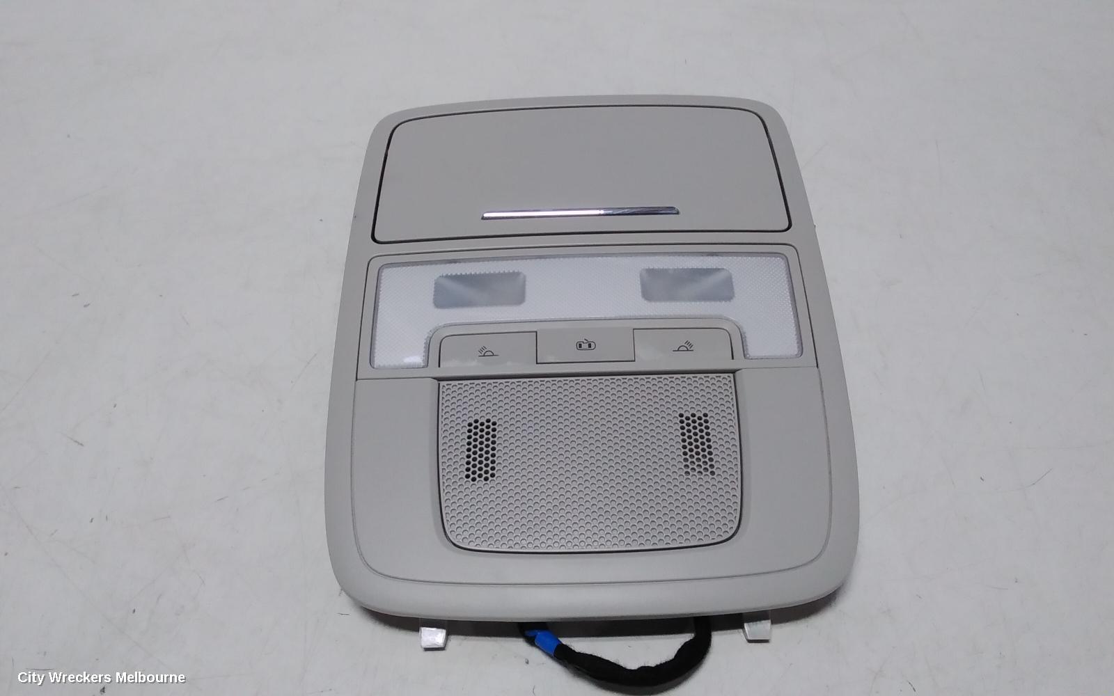 MG HS COURTESY LIGHT, SAS23, 08/2019 - 12/2024 - Image 1