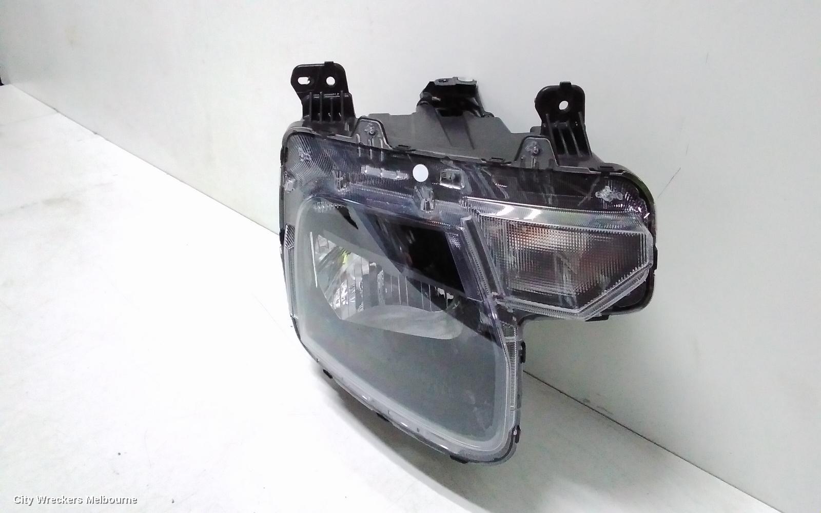 HYUNDAI STARIA RIGHT HEADLAMP, W/ HALOGEN TYPE, US4, 04/2021 ONWARDS - Image 3