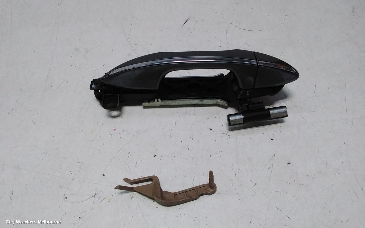 TOYOTA COROLLA DOOR HANDLE, OUTER, RH REAR, ZRE172R, SEDAN, 12/2013 - 10/2016 - Image 1