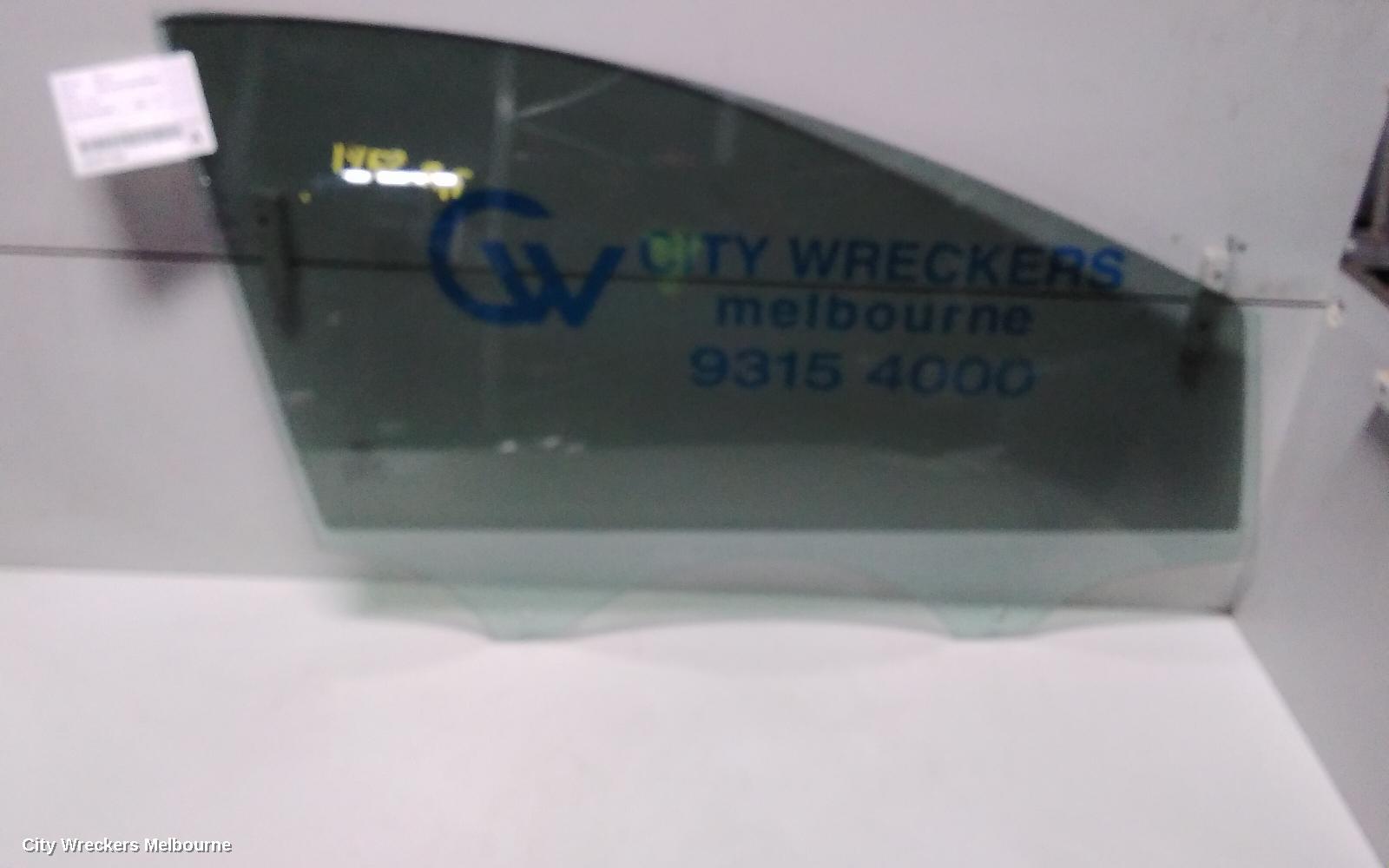 FORD FOCUS RIGHT FRONT DOOR WINDOW, LW, 08/2011 - 08/2015 - Image 1