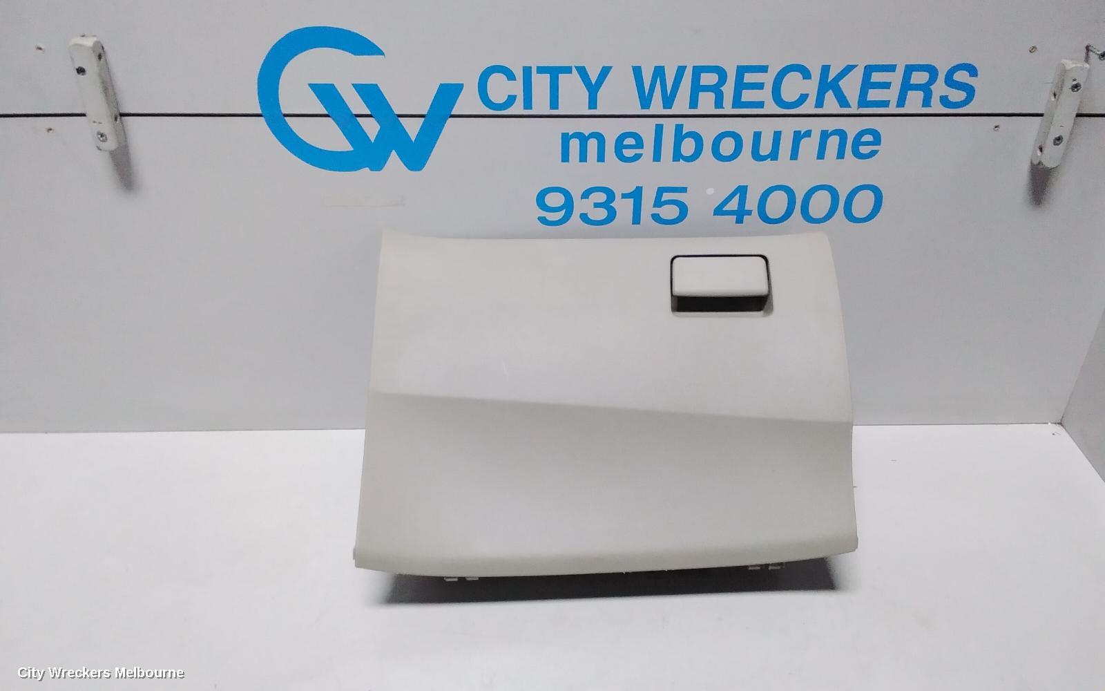 TOYOTA ESTIMA GLOVE BOX, XR50, 05-19 - Image 1