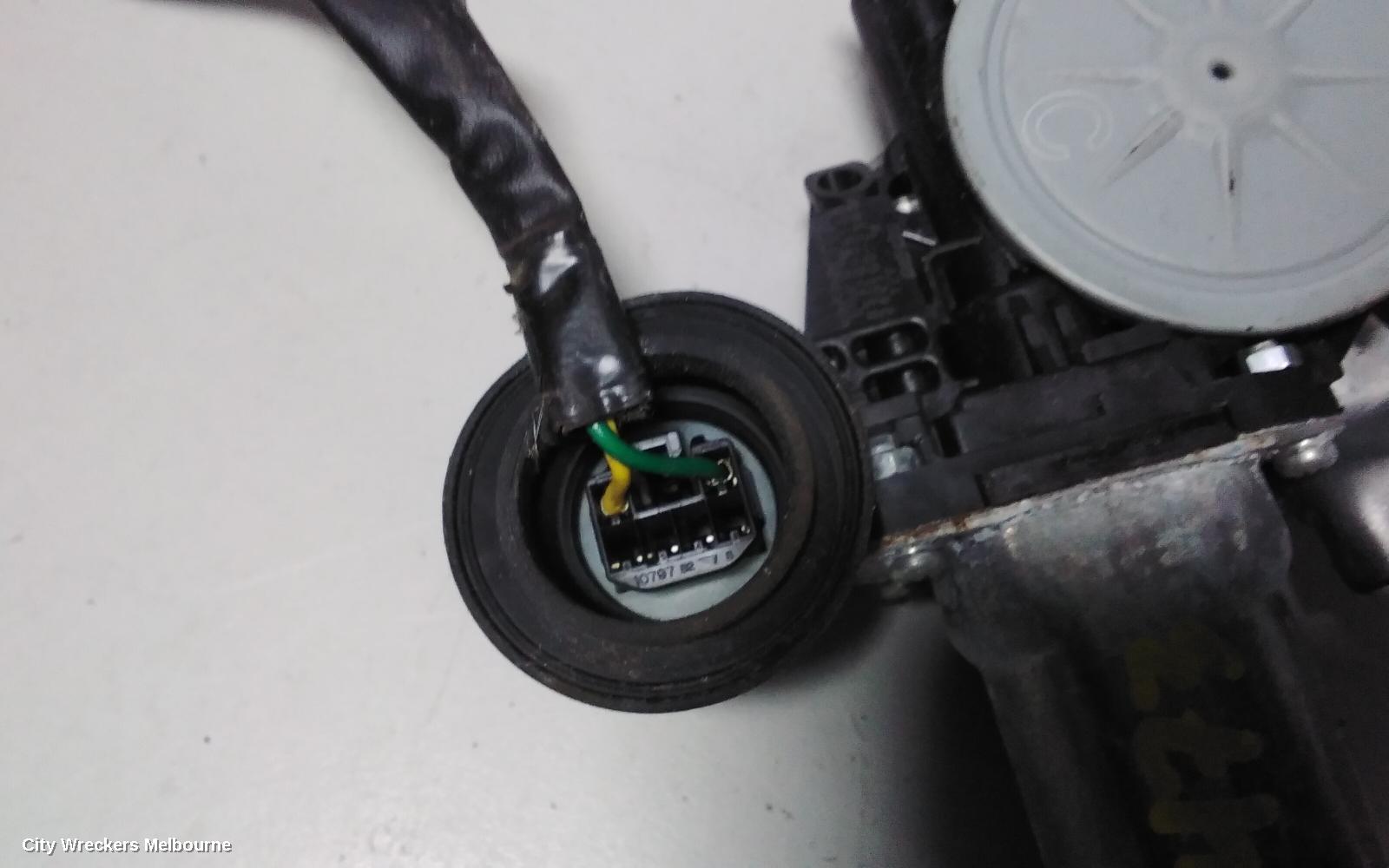 TOYOTA HIACE LEFT FRONT WINDOW REG/MOTOR, DOOR REG AND MOTOR ASSY, TRH/KDH, 03/2005 - 04/2019 - Image 2