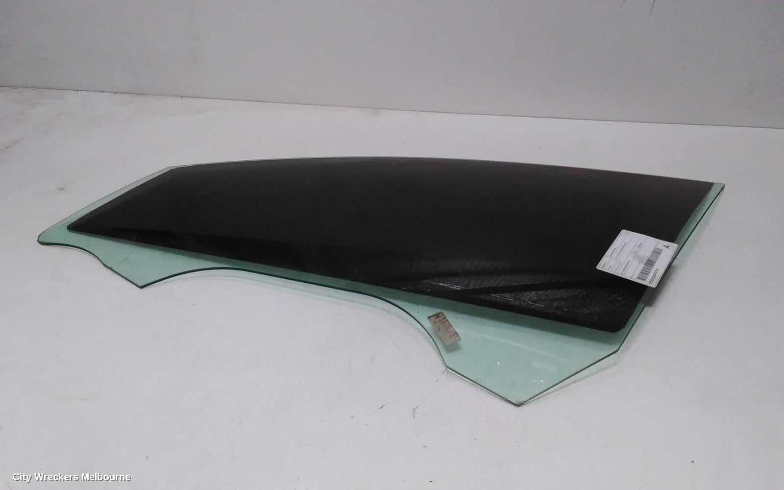 HOLDEN COMMODORE LEFT FRONT DOOR WINDOW, VF, 05/2013 - 12/2017 - Image 2