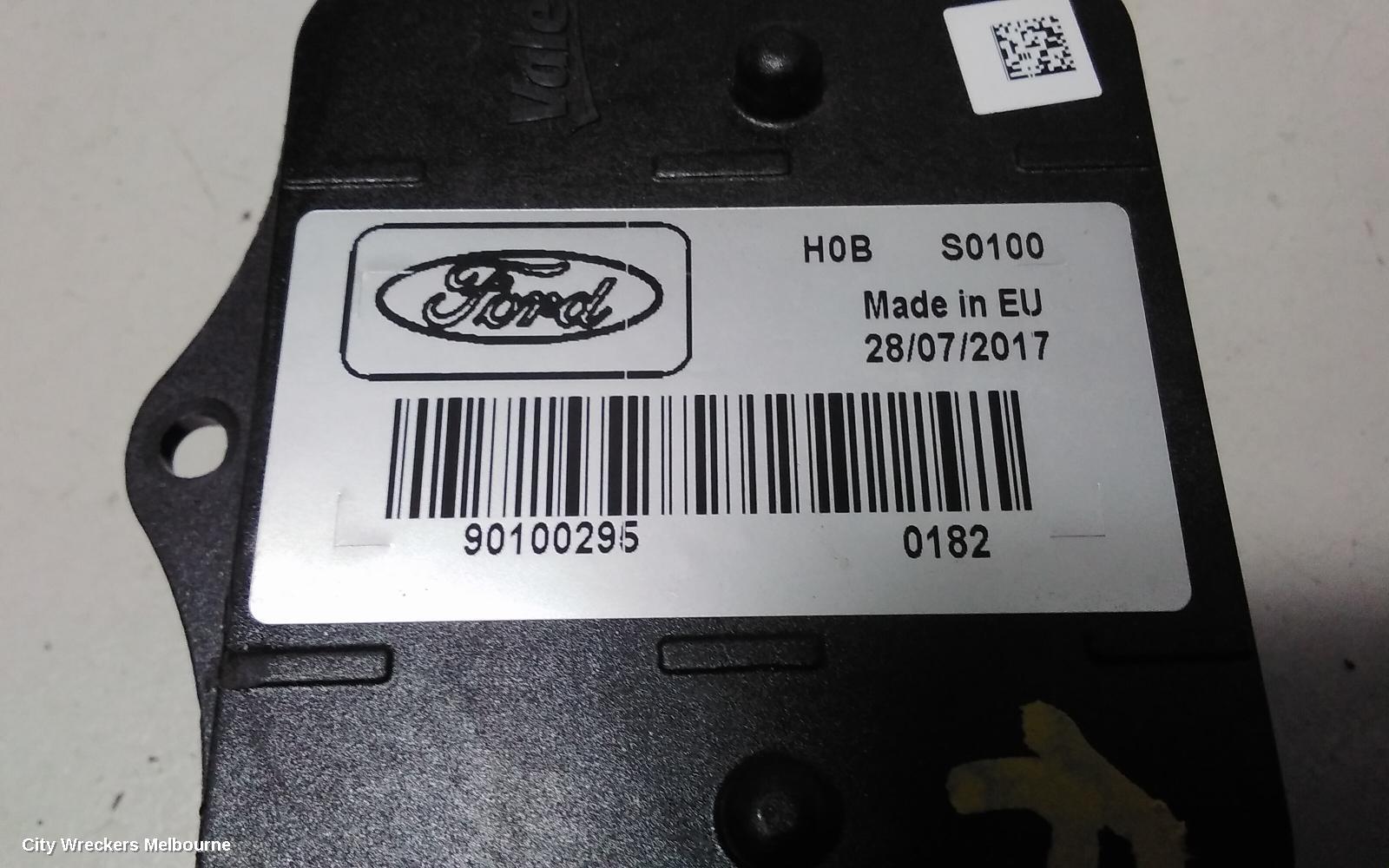 FORD ESCAPE RIGHT HEADLAMP, ZG, TITANIUM, XENON TYPE, 09/2016 - 05/2020 - Image 3