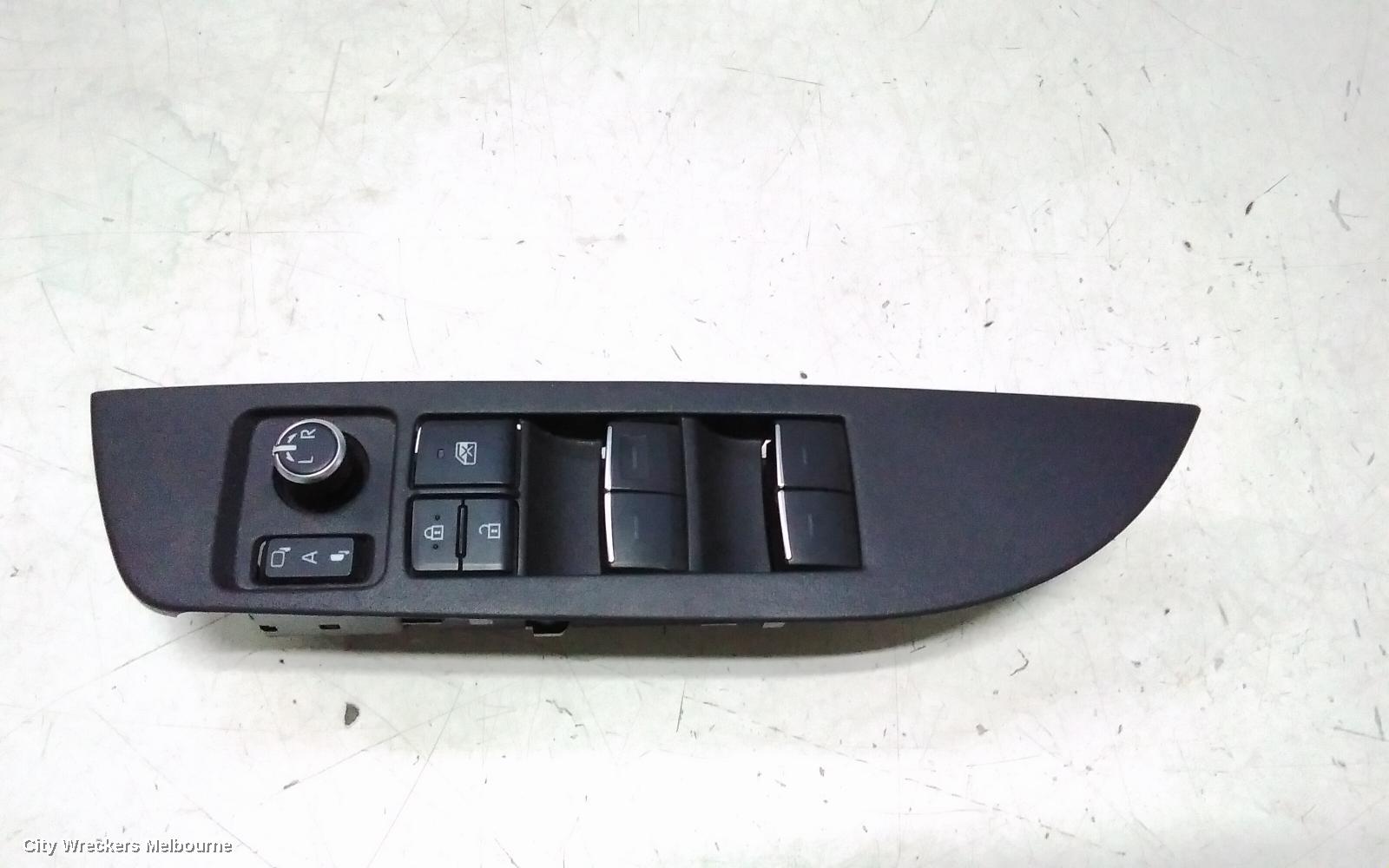 TOYOTA COROLLA PWR DR WIND SWITCH, E210, RH FRONT (MASTER SWITCH), W/ AUTO FOLDING MIRROR TYPE, 07/2018 ONWARDS - Image 2